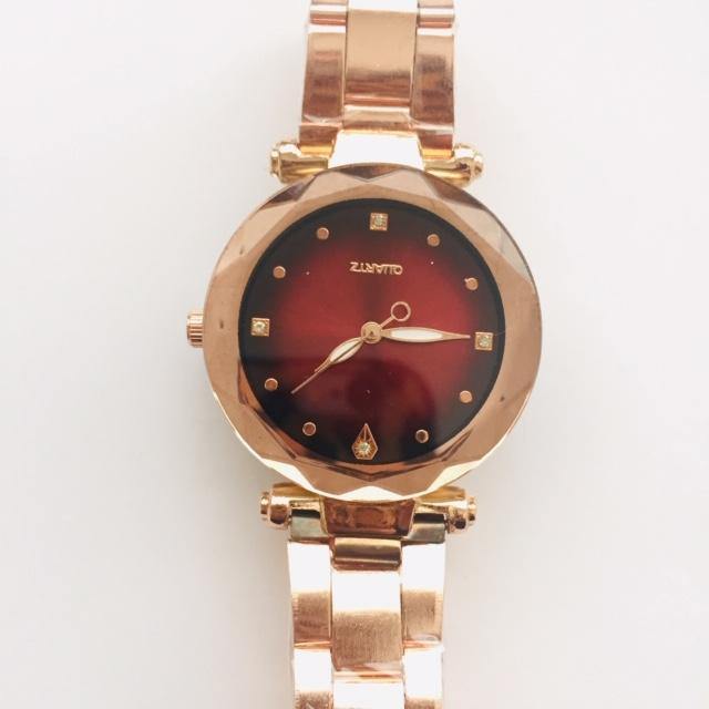 Alexa rose gold watch (free gift box & extra battery) - Zees Fashion
